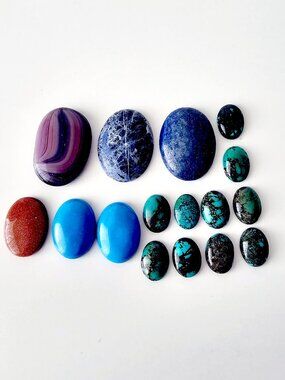 Lot Gemstone Cabochon